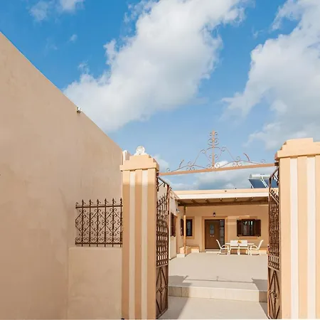 Casa Theoni *