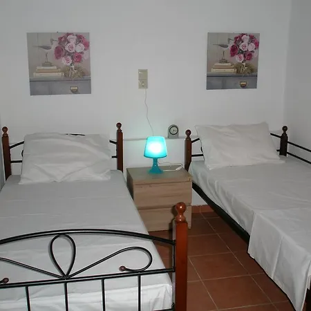 Semesterbostad Casa Theoni