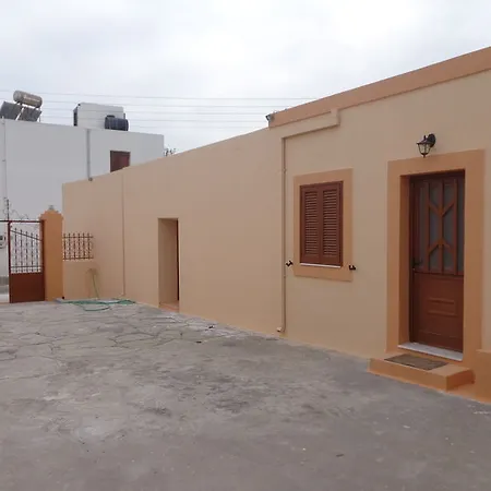 Casa Theoni Semesterbostad *