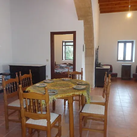 Semesterbostad Casa Theoni *